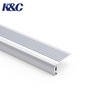 6063 알루미늄 LED 계단 조명 프로파일 43.37x22.5mm, PC 디퓨저 포함